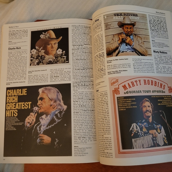 Buy 3 Get 1 Free. The Harmony Illustrated of Country Music. 2nd Ed (310) - Picture 5 of 6